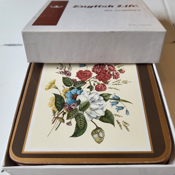 VINTAGE English Life six coasters, Made in England Floral Spray Cork Flowers - Picture 11 of 12